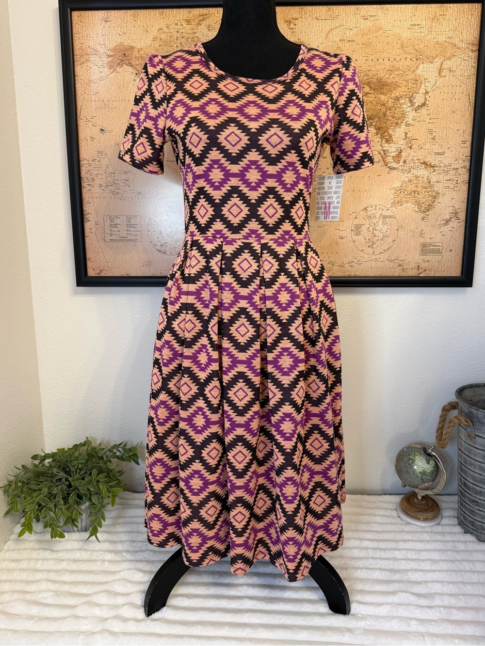 LulaRoe Amelia dress size medium